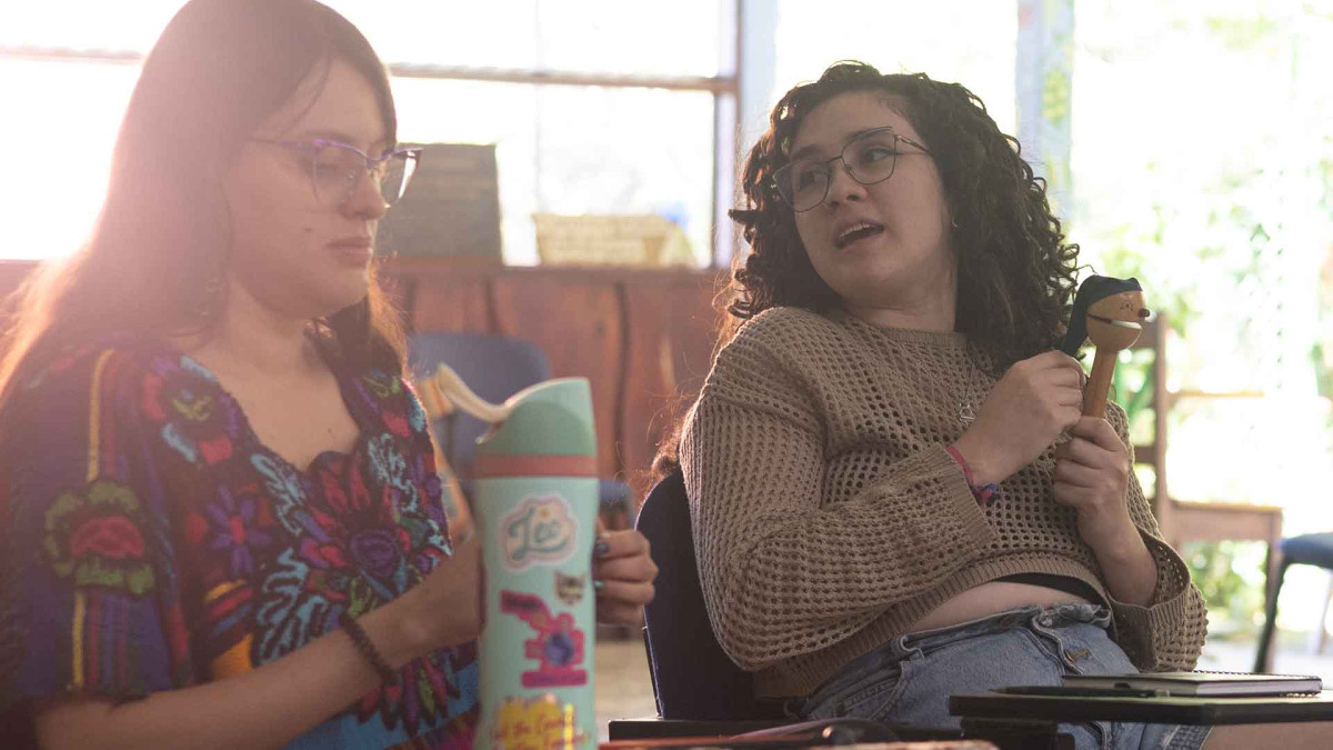 Activismo feminista y libertad de asociación: la experiencia de Volcánicas con comunidades migrantes
